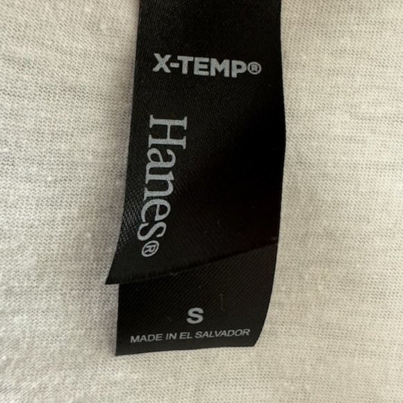 Hanes V-Neck Shirt and Tank Top  Pack of 2 -NWOT - Picture 5 of 6